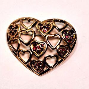 Swarovski Crystal Red Heart Brooch Pin Gold Tone Metal 1.5" Wide w Swan Logo